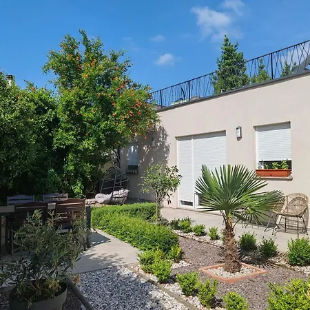 Faveria Amphitheater With Free Parking Gasthuis 4*