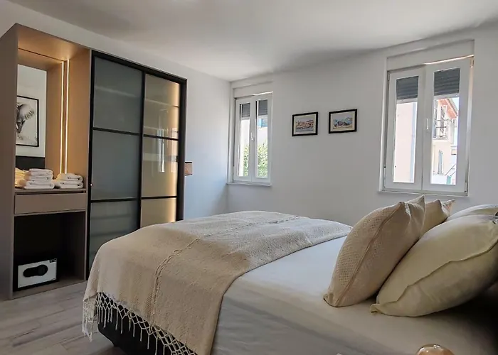 Faveria Amphitheater With Free Parking Pensión Pula