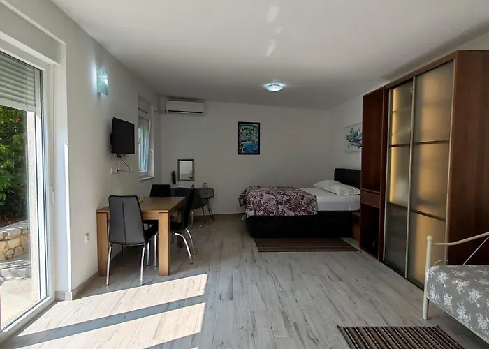 Guest house Faveria Amphitheater With Free Parking Pula