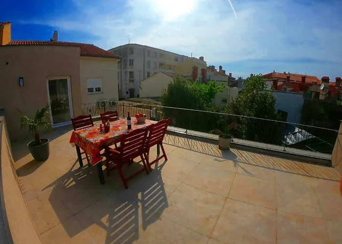 Faveria Amphitheater With Free Parking 4*